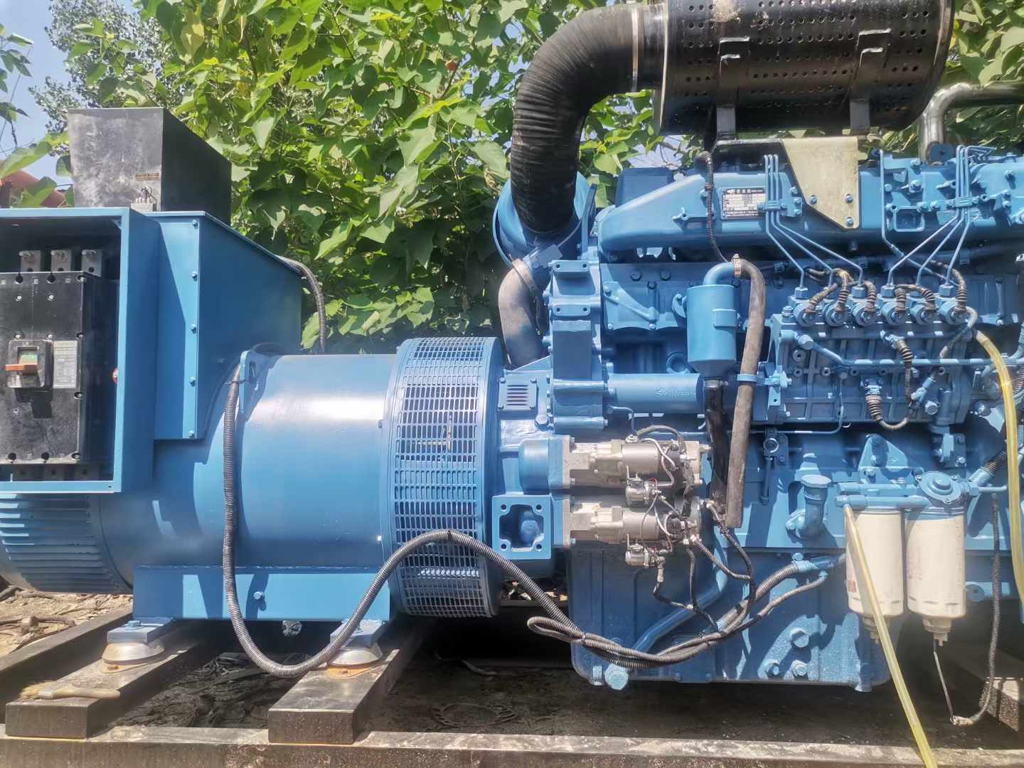 邹平详细说明降低 800kW 柴油发电机输出电流波动的方法